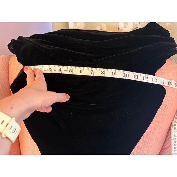 Vintage Ann Klein II Velour Velvet Little Black Bodycon Dress Size 4 - Picture 8 of 11